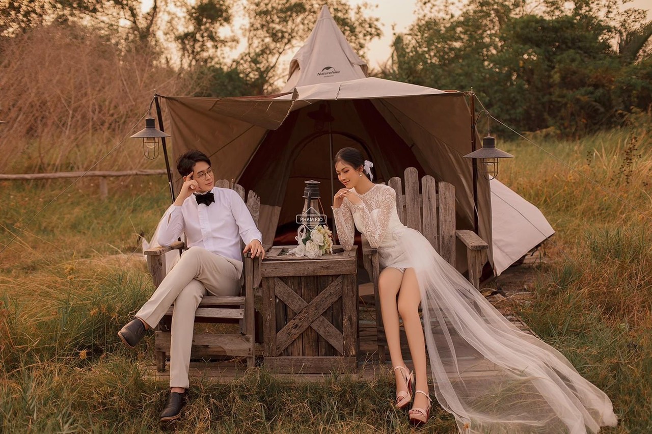 Phim trường PARIS GARDEN gây sốt thị trường ảnh cưới khi thay đổi diện mạo với áo mới