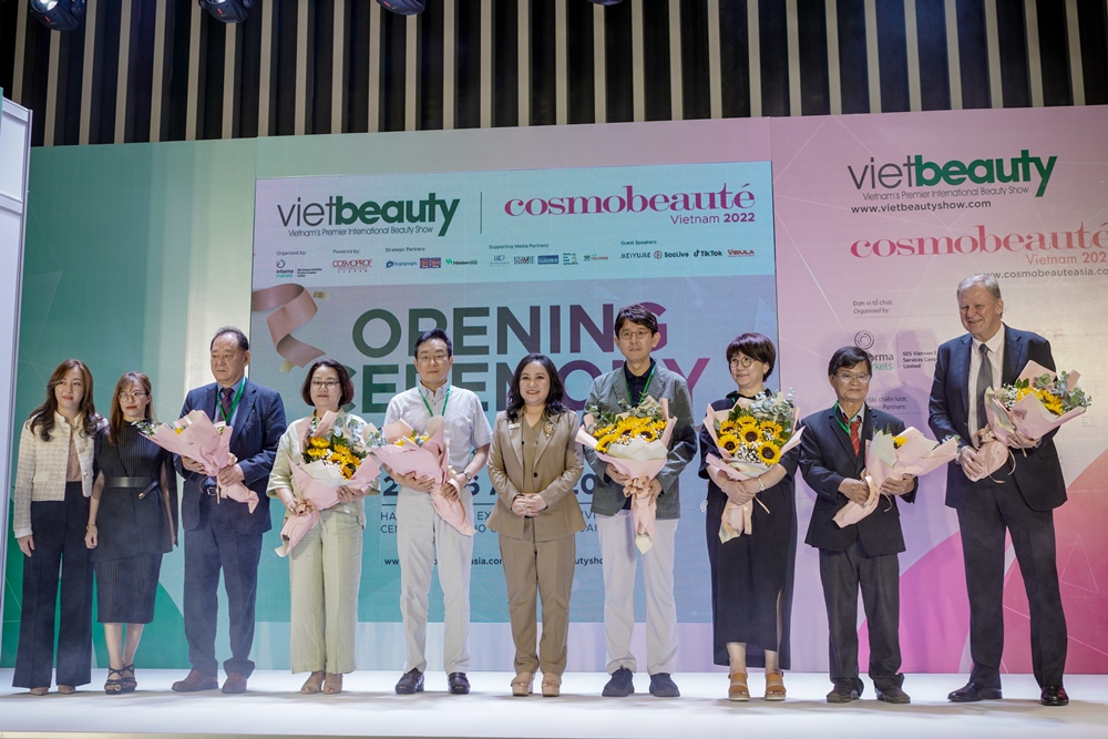 Triển lãm ngành làm đẹp VietBeauty x Cosmobeauté Vietnam 2022 chính thức khai mạc